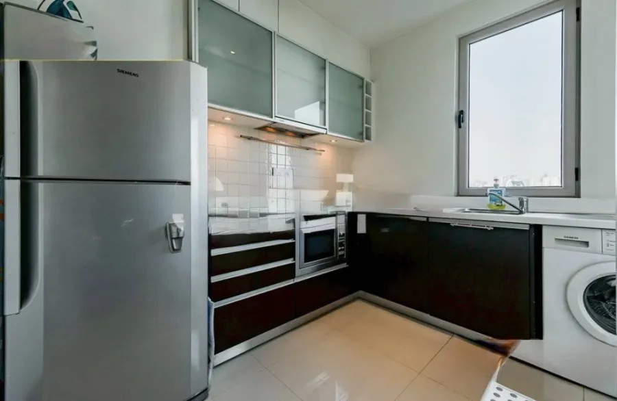 Condo for rent, The Loft Yen Akat, lots of usable space. The room is spacious and comfortable. You can't miss it.