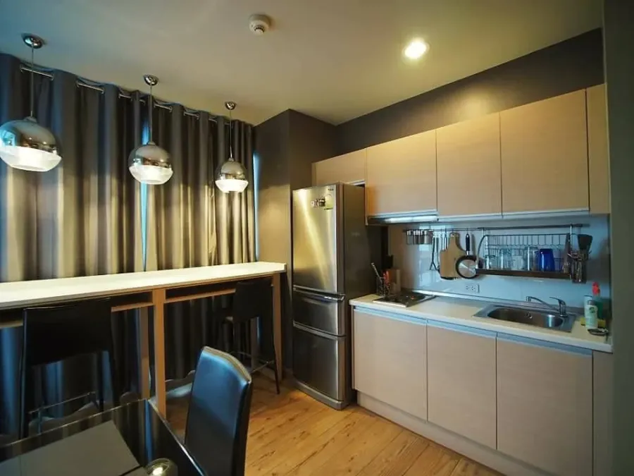 ขายคอนโด ริทึ่ม รัชดา ห้องแต่งสวย Renovate Built in ทั้งห้องแบ่ง layout เป็นสัดส่วนอย่างลงตัว วิวพาโนรามา จองเลย