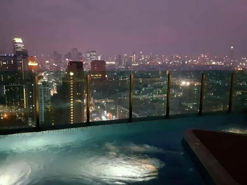 **ขายคอนโด ไลฟ์ รัชดา**คอนโดหรู ใจกลางเมือง ราคาจับต้องได้!!