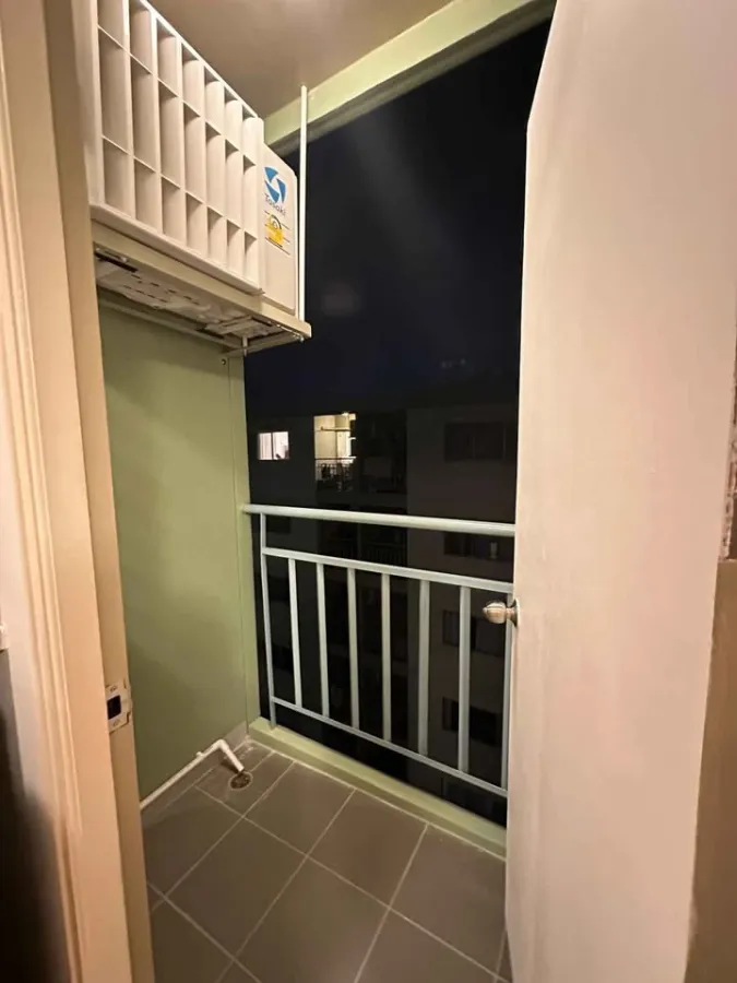 For rent: Lumpini Township Rangsit Klong 1, 8th floor, a lovely unit with complete furnishings. Just bring your bags and move in!