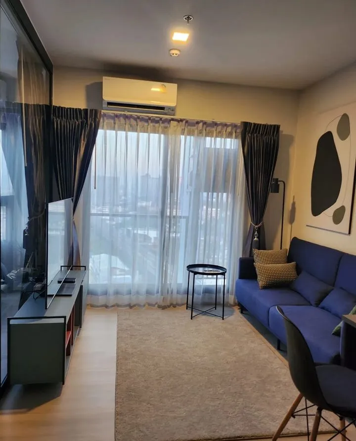 For sale, for rent, Condo The Key MRT Phetkasem 48, fully furnished and equipped with electrical appliances, very comfortable, hurry and book now.