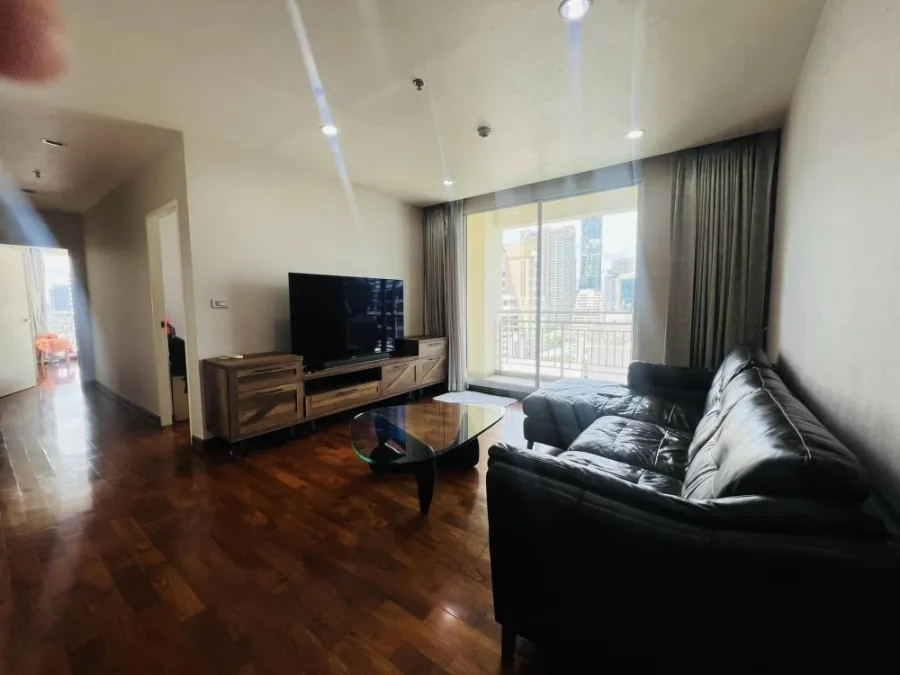 Condo for sale, Baan Siri Silom, corner room, large size, private, great view, can't miss out on booking.