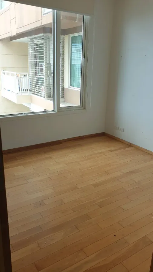 Quick sale!! Condo Empire Place Sathorn-Narathiwat, Duplex room (empty room), high floor, good location condo, book now!!