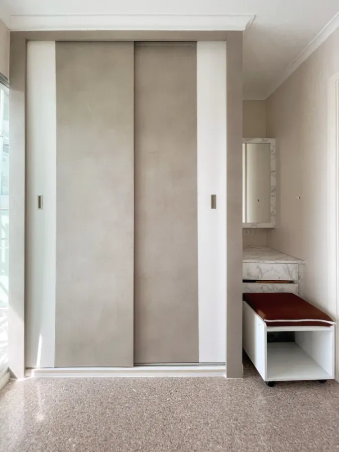 For sale or rent: Lumpini Park Riverside - Rama 3, a riverside condo on the Chao Phraya River. City views and a swimming pool provide a cool breeze al