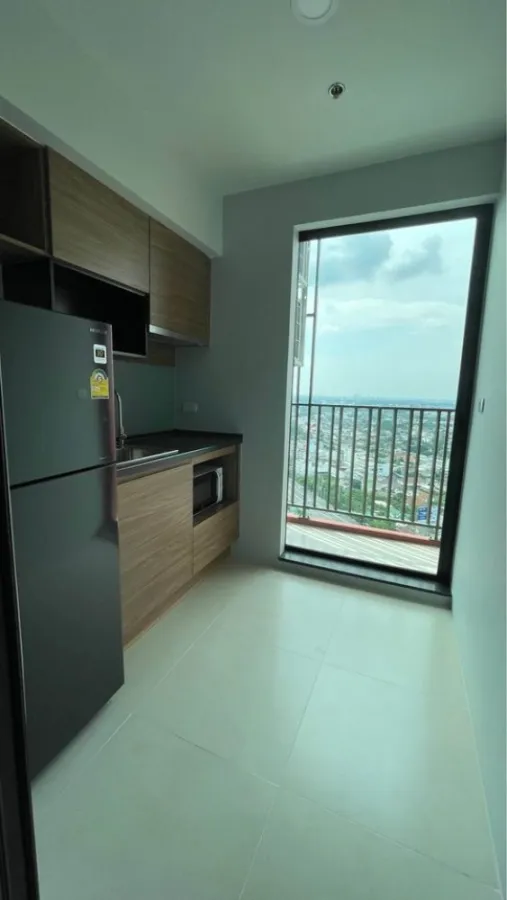 Brix Condominium for rent, high floor room, beautiful view