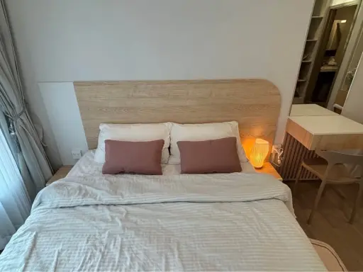ให้เช่า Aspire Sukhumvit - Rama 4 ห้องสตูดิโอ ตกแต่งสไตล์มินิมอล เฟอร์ครบ วิวสระว่ายน้ำ จองด่วน