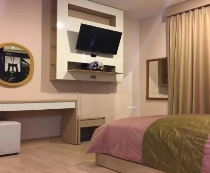 Rhythm Ratchada for sale, beautiful room, beautiful view, no building blocking, 1 bedroom, next to MRT, good condo like this, where can I find it? Book it quickly
