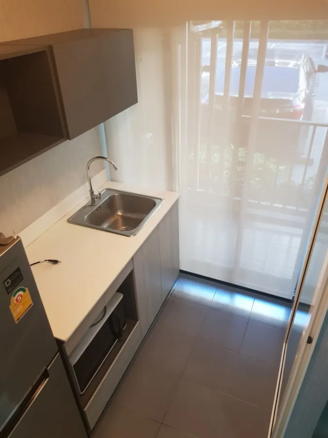 For rent, D Condo Campus Kamphaeng Saen, 1st floor, Building B, complete with furniture and electrical appliances. Book now.