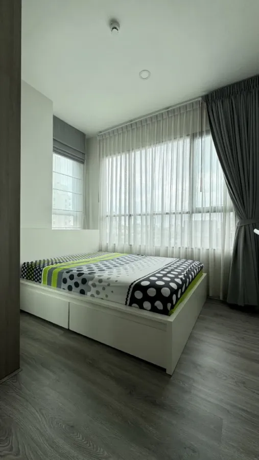 For rent: Knightsbridge Collage Ramkhamhaeng, 4th floor, nice room, fully furnished, reserve now!