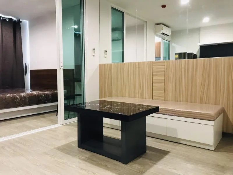Condo for rent, Regent Home Sukhumvit 97/1, beautiful room, very new furniture, digital door, a lot of furniture, there is a washing machine, do not miss it.