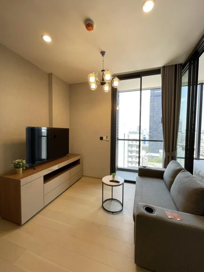 For rent the extro phayathai-rangnam Fully furnished, beautiful view, just drag your bags. Hurry.