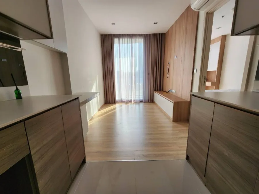 Urgent sale, The Line Phahon - Pradipat, empty room, low price, room decoration lover Say that you shouldn't miss this room.