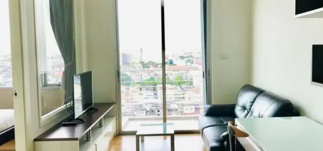 ให้เช่า Villa สาทร ห้องBuilt-inจัดเต็ม โทนสีขาวสบายตาสุดๆ ทิศเหนือเย็นสบายทั้งวัน รีบจองเลยก่อนหลุด images