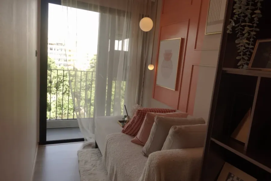 Selling The Moment Ratchada 19. Well-divided unit with spacious area and special function: 1 bedroom + 1 multipurpose room. Book now!