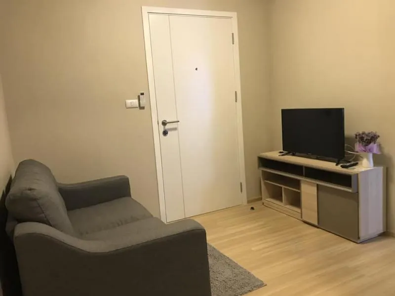 For rent, Plum Condo Chaengwattana, Phase 2, brand new room, fully furnished, hurry up to reserve.