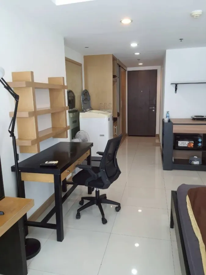 ให้เช่า เดอะ เทรนดี้ คอนโดมิเนียม ห้องสตูดิโอ ขนาด35ตรม. พร้อมเฟอร์นิเจอร์จัดเต็ม สนใจจองเลย