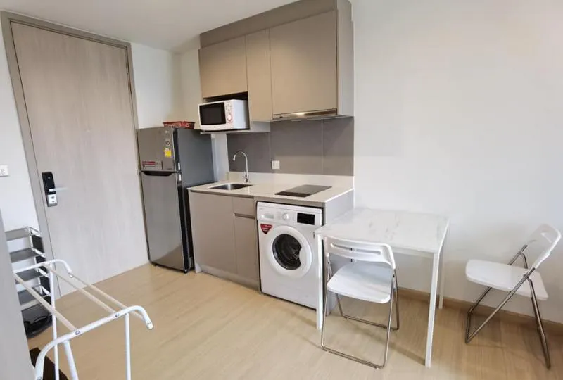 Condo for rent, Whizdom Connect Sukhumvit, beautiful room, beautiful view, convenient location Fully furnished, near BTS, near the department store, d