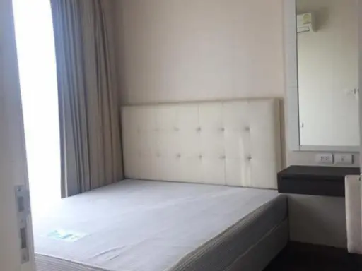 Condo for rent/sale, Ivy Thonglor, beautiful room, fully furnished, luxurious, very nice, easy to travel location, don't miss it.