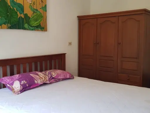 For rent: The Parkland Bangna, room ready to move in. Complete set of furniture, great price, just come and move in.