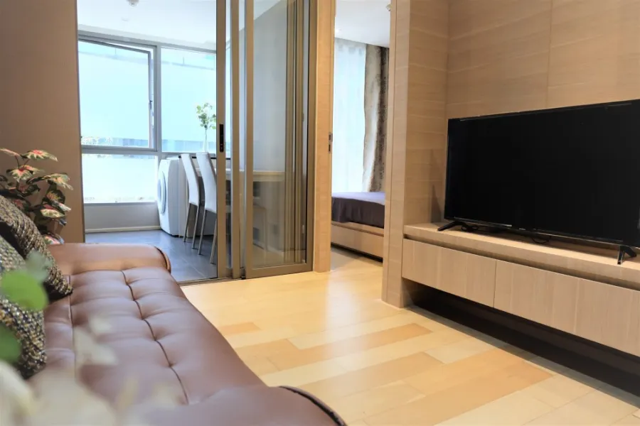 ให้เช่า Klass Condo Silom ห้องแต่งสไตล์โมเดิล เฟอร์อย่างดีทั้งห้อง ครบเครื่องเรื่องห้องดีสุดๆ จองเลย