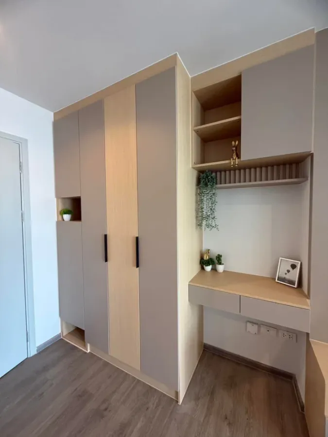 Condo for rent at Regent Home Bangna. Clearly partitioned rooms, fully furnished with appliances. Just bring your belongings and move in! Don't wait!