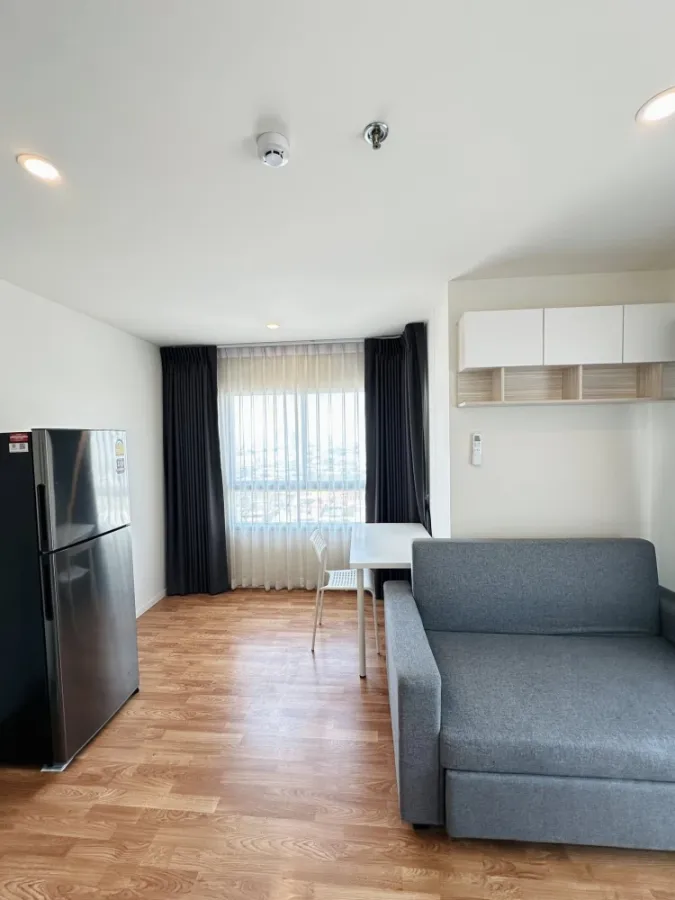 For rent: Lumpini Ville Suksawat - Rama 2, high floor unit, fully furnished with appliances. Just bring your belongings and move in! Affordable price.