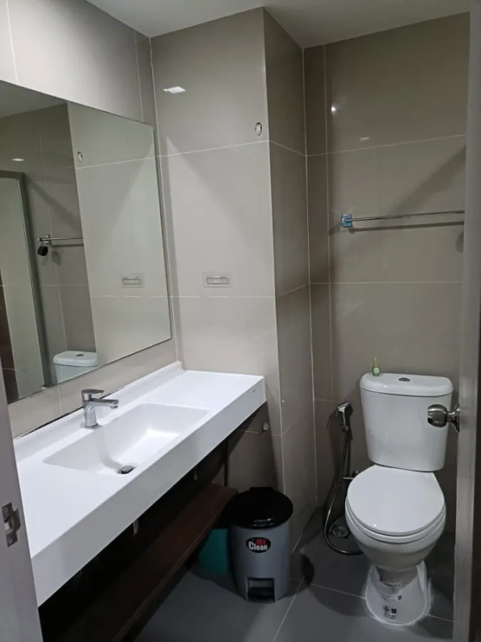 For rent: Ideo Phahol-Jatujak. Fully furnished with built-in furniture and all appliances. Just bring your personal belongings and move in!