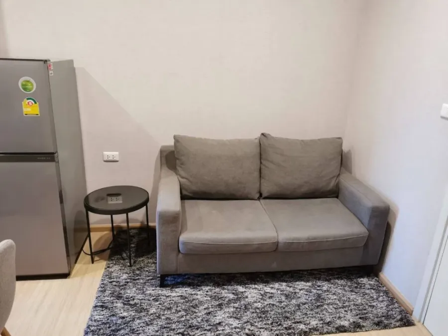 For sale or rent: Plum Condo Pinklao Station. Ready to move in, fully furnished, amazing price! Book now!