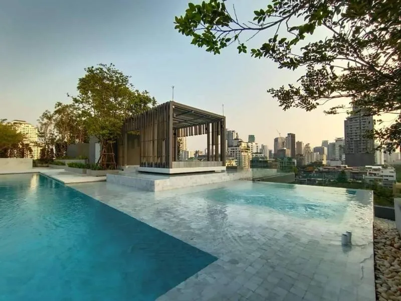 ให้เช่า FYNN สุขุมวิท 31 ขนาด 1 ห้องนอน 47 ตร.ม. ชั้น 2 ห้องแต่งสวยมีสไตล์ มีเครื่องซักผ้า มาก่อนได้