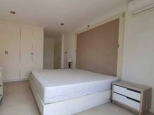 For sale: Witthayu Complex, 29th floor, beautiful view, Penthouse style layout. If interested in owning it, hurry and reserve quickly.