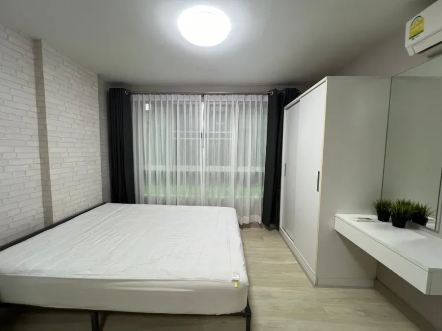 Urgent sale, D Condo On Nut Rama 9, 1st floor, wide room, very good price.