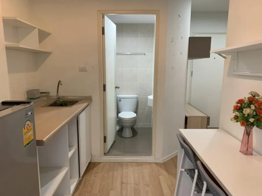 Condo for sale Lumpini Ville On Nut 46, room ready to move in. Separated into sections. Good price. If interested, hurry and buy.