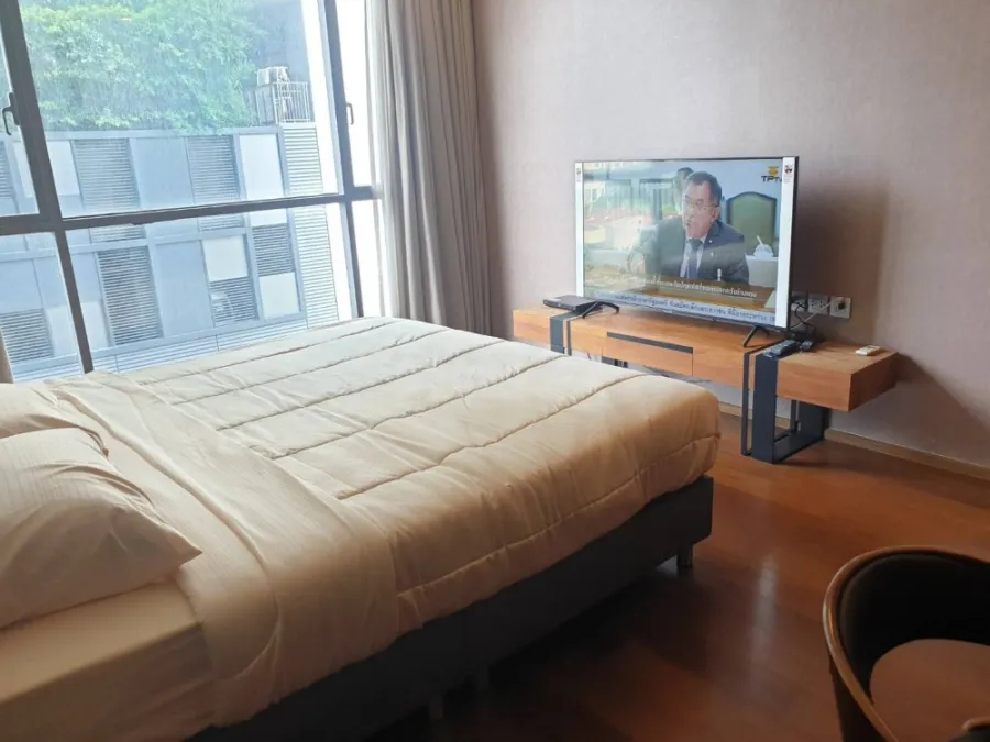 Sell/rent Condo Quattro by Sansiri, 5th floor, corner room, fully furnished, ready to move in, hurry up and book now!!