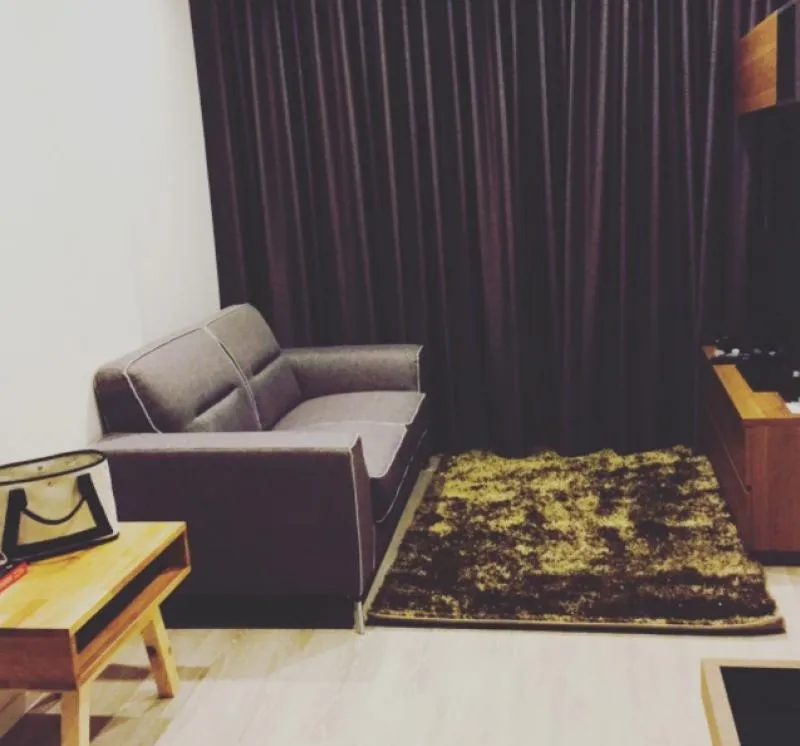 For rent quinn condo, decorated with a very cool room, tone control, central location is excellent, location is great, not booking is a big mistake. Urgent!