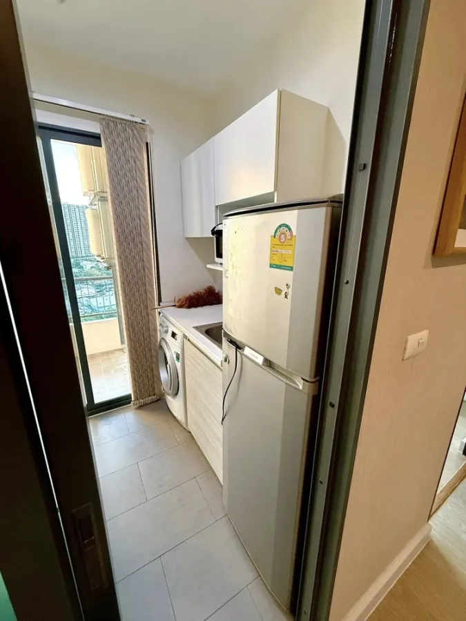 For rent: Metro Sky Prachachuen, 14th floor, open view, fully furnished. Interested? Reserve now. Don't miss out!