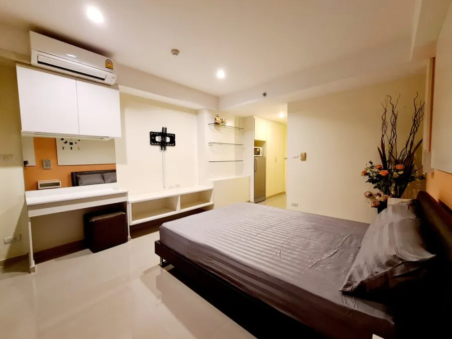 ขายคอนโด Inspire Place ABAC-Rama IX ห้องสตูดิโอ แต่งน่าอยู่ ชั้น 9 วิววิวฝั่งสนามกีฬา รีบมาซื้อเลย
