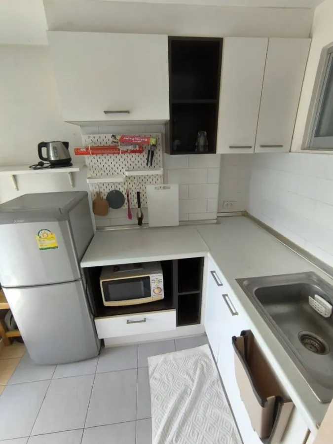 For rent!! Lumpini Ville Sukhumvit 77 condo, complete with furniture and appliances, ready to move in. Hurry and book now!!