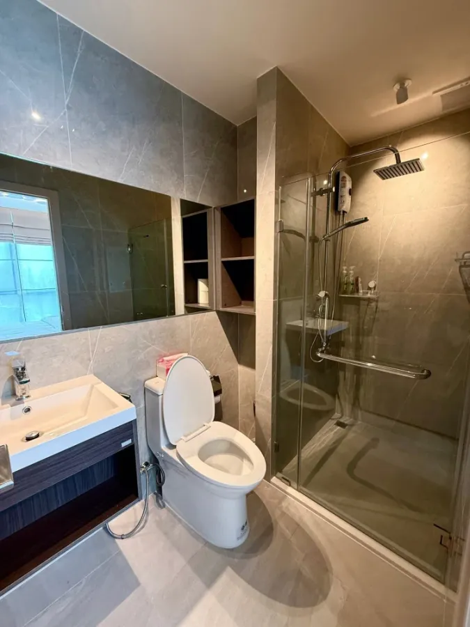 ให้เช่า Noble Nue District R9 ห้องแต่งสวยสุดปัง บิวท์อินเฟอร์นิเจอร์อย่างดี ส่วนกลางครบ จองด่วน
