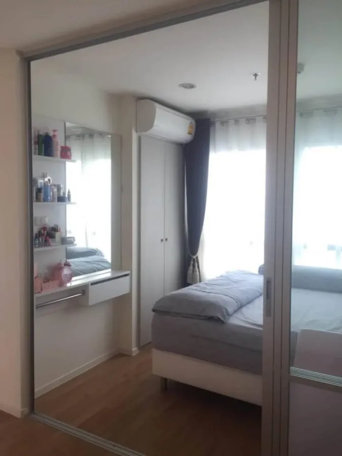 Condo for sale Lumpini Ville Prachachuen - Phongphet 2 with furniture, good location, do not wait.