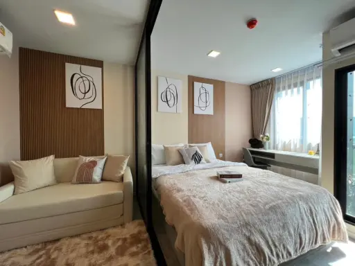 For rent: Cave Eva, Building D, 4th floor, same building as all common areas. Lovely room in minimalist style. Grab it now!
