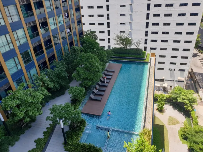 ให้เช่า คอนโด ลุมพินี สวีท เพชรบุรี-มักกะสัน ชั้น 15 วิวสระ ตกแต่งบิ้วอินทั้งห้อง ไม่ถือว่าพลาดมาก