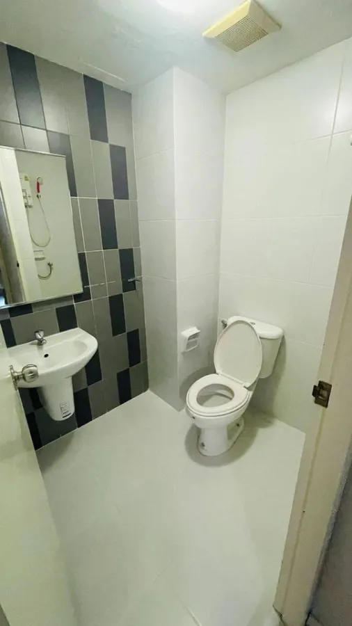 Condo for rent: Proud