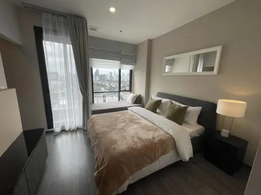 Condo for rent, Ideo mobi Rangnam, nice decorated room Complete facilities, good price, hurry to move and book now.