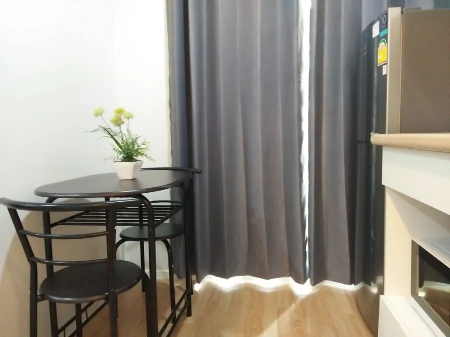 Condo for rent, Lumpini Ville Sukhumvit 77, 9th floor, separate bedrooms, with furniture, convenient travel, book now.