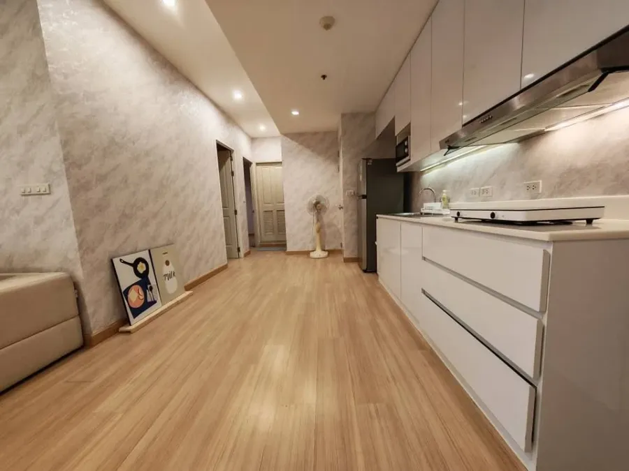 For rent: Baan Sathorn-Chaophraya, 3 bedrooms, spacious living area, great location, beautiful view. Book now!