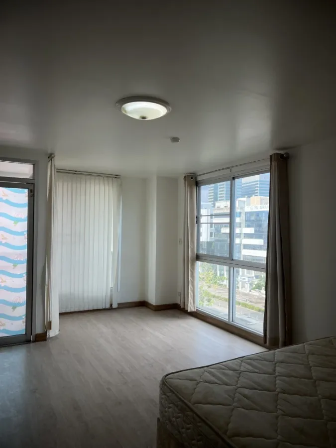 ให้เช่า Sunshine Condominium คอนโดน่าอยู่ ใกล้ทางด่วนและแหล่งไลฟ์สไตล์ เฟอร์นิเจอร์ครบ พร้อมเข้าอยู่