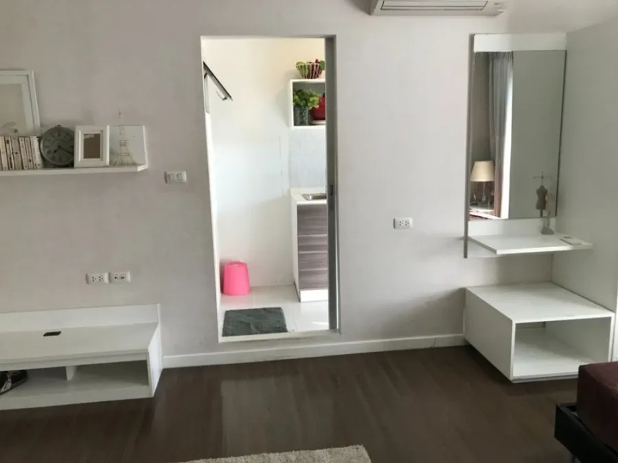 For sale/rent, D Condo Sathupradit 49, corner room, garden view, fully furnished, affordable price, don't wait!