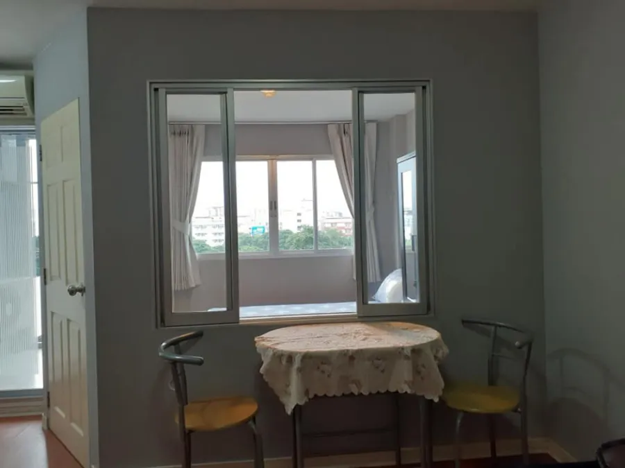 Condo for rent Lumpini Town Bodindecha-Ramkhamhaeng. The room is decorated and ready. Recently renovated, book now.