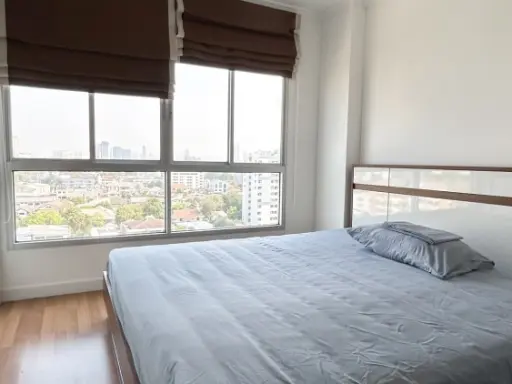For rent, Lumpini Place Ratchayothin, 11th floor, open view, airy, comfortable to the eyes, fully furnished, all in one place.