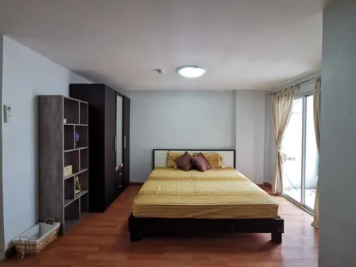 Condo for rent, Chateau in Town Ratchada 13, building 2, 5th floor, pool view, near Huai Khwang MRT, book now!! images